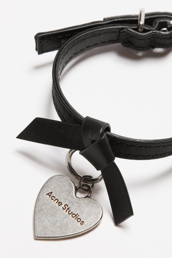 Acne Studios Armband mit Musubi-Knoten Vatertagsangebot