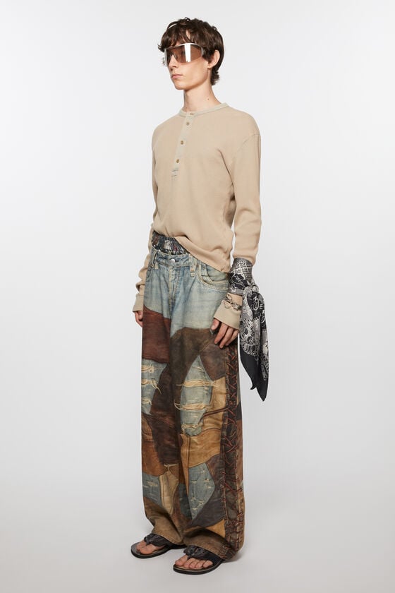 Acne Studios Quadratischer Seidenschal Valentinstagsangebot