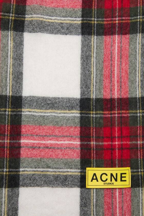 Acne Studios Karierter Fransen-Schal Heißer Verkauf