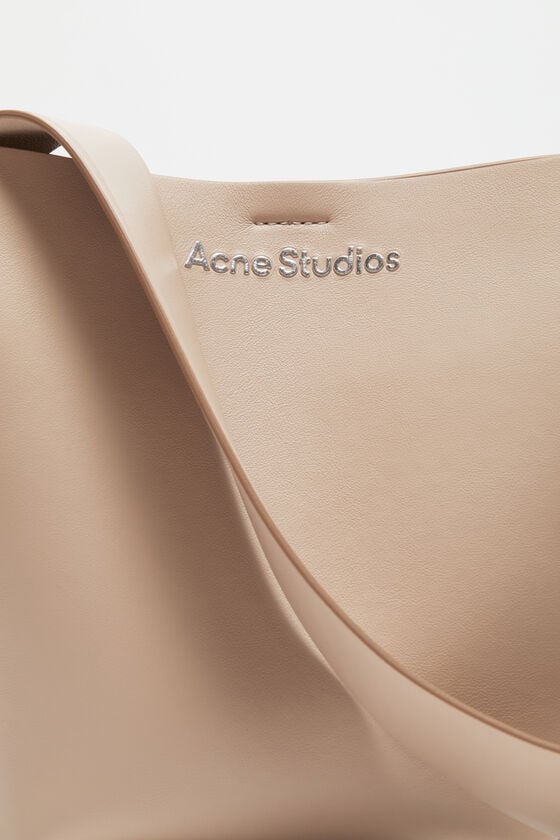 Acne Studios Musubi Mini Schultertasche Räumungsverkauf