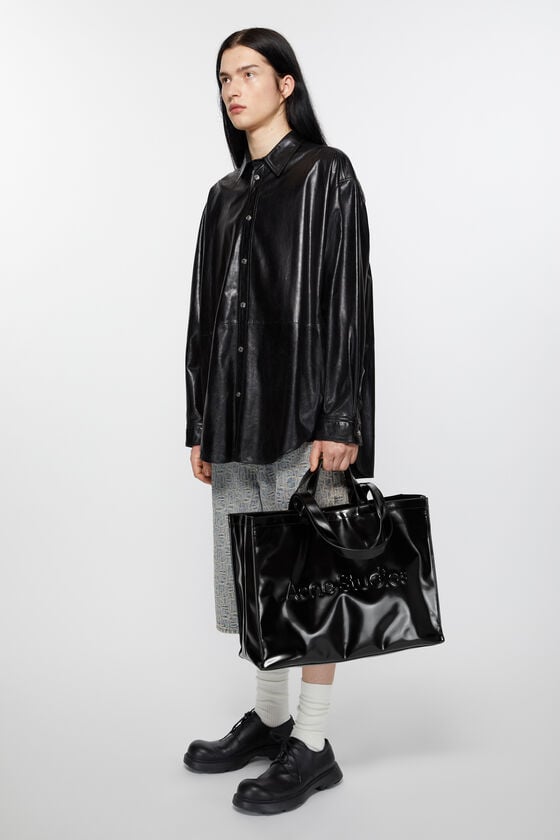 Acne Studios Umhängetasche mit Logo Bis zu 60% Rabatt