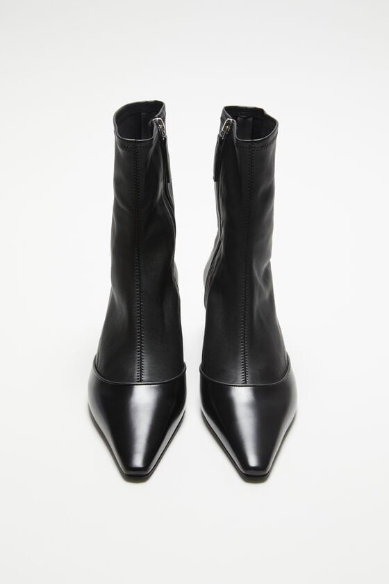 Acne Studios Ankle Boots mit Absatz Vierteljährliche Förderung