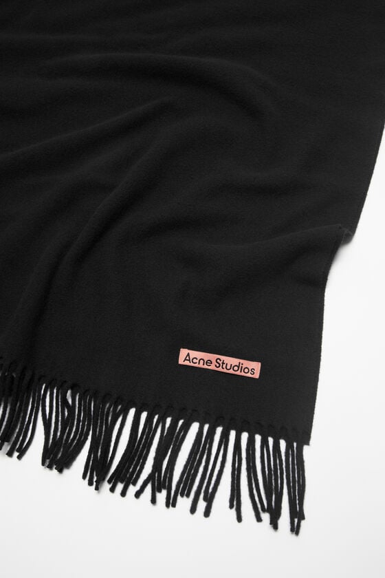 Acne Studios Oversized-Wollschal mit Fransen Begrenzt auf 3 Tage
