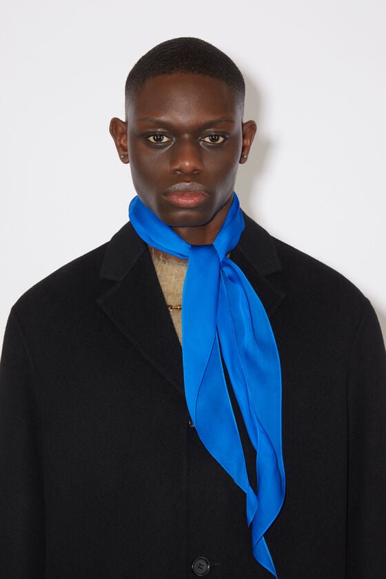 Acne Studios Seidentuch Meist gekauft