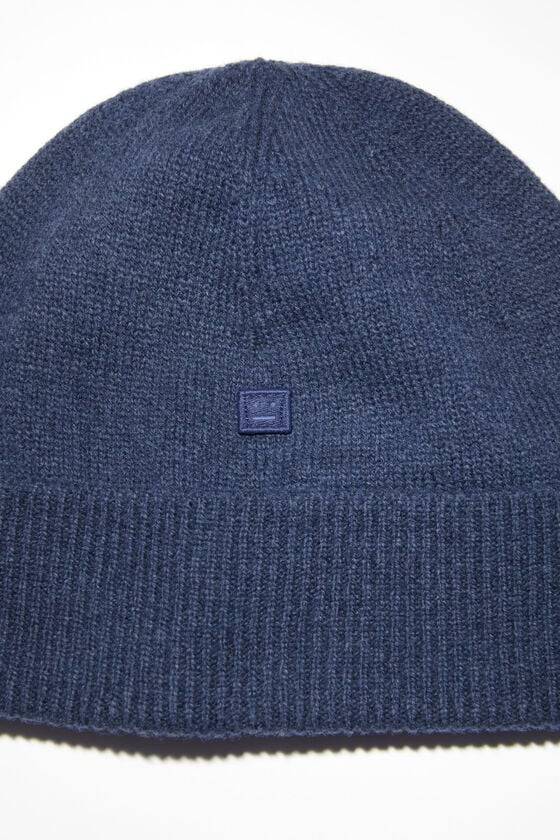 Acne Studios Beanie mit Micro-Face-Aufnäher Rabatt