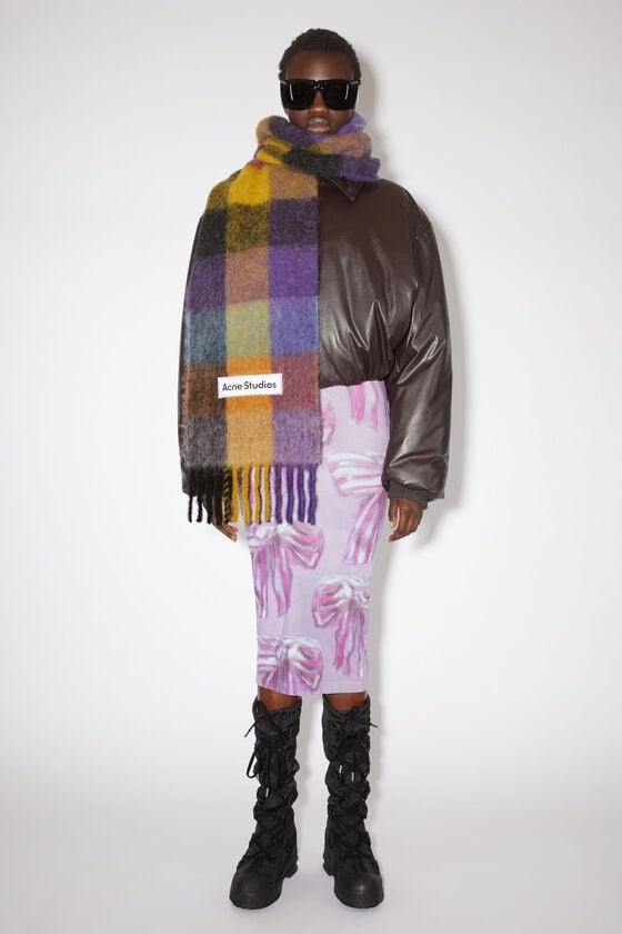 Acne Studios Karierter Schal aus Mohair Begrenztes Angebot
