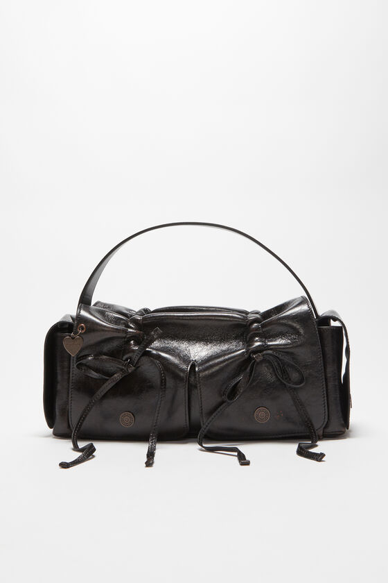 Acne Studios Tasche mit mehreren Taschen Runway Show JETZT KAUFEN