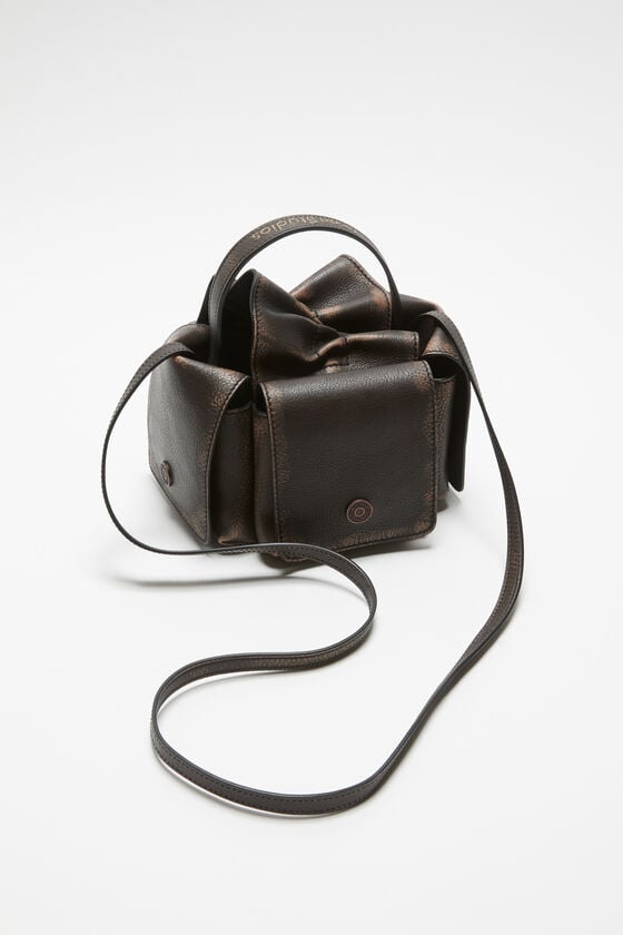 Acne Studios Multipocket-Minitasche Zeitbegrenzte Promotion
