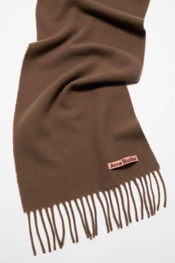 Acne Studios Schmaler Fransen-Schal aus Wolle Nur für heute