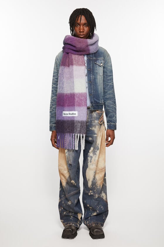 Acne Studios Karierter Schal aus Mohair Nur noch ein Tag übrig