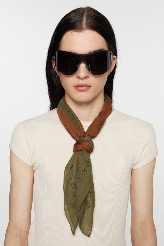 Acne Studios Leichter Wollschal mit Print Fabrikladen