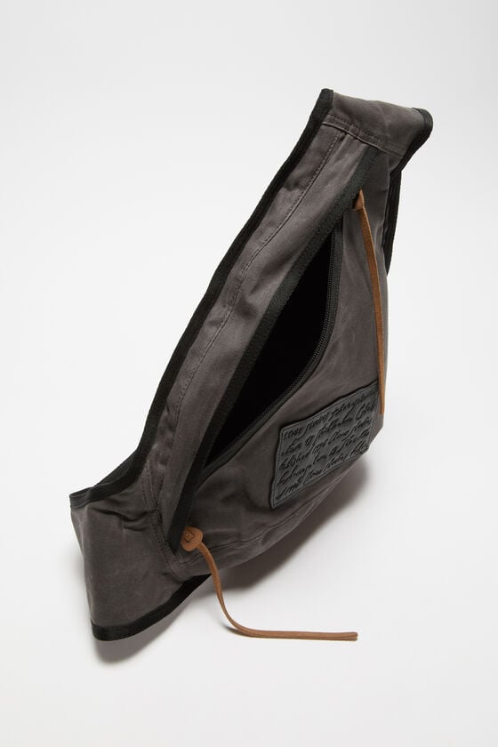 Acne Studios Sling-Rucksack Auslauf