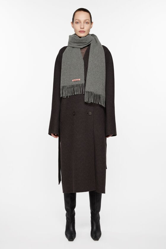 Acne Studios Schmaler Fransen-Schal aus Wolle im Angebot
