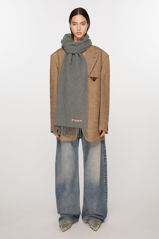 Acne Studios Schmaler Fransen-Schal aus Kaschmir Schlussverkauf