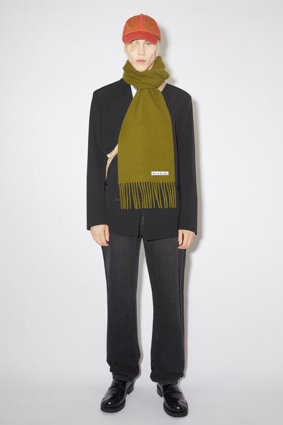 Acne Studios Fransen-Schal aus Wolle Fabrikverkauf