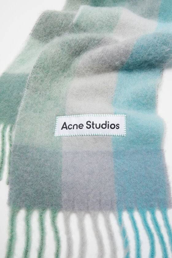 Acne Studios Karierter Schal aus Mohair Sonderangebot