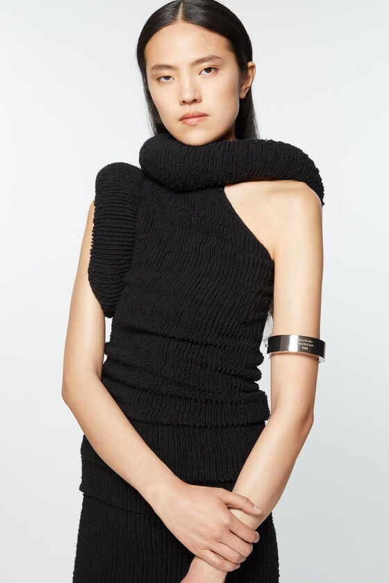 Acne Studios Manschettenarmband aus Leder Laufsteg-Show Neuheiten