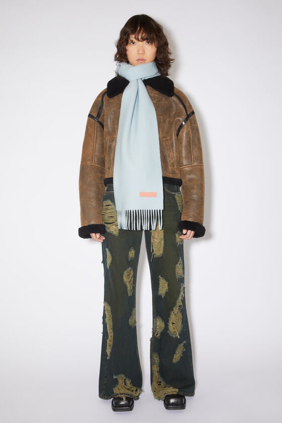 Acne Studios Wollschal mit Label in Rosa – Schmal Bis zu 50% Rabatt