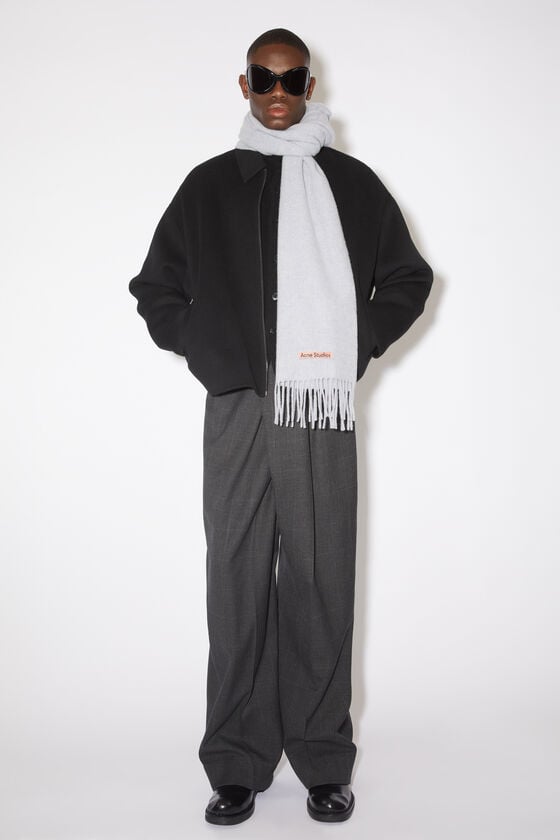 Acne Studios Schmaler Fransen-Schal aus Wolle Bis zu 65% Rabatt
