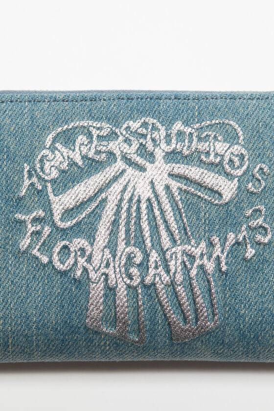 Acne Studios Portemonnaie aus Denim mit Reißverschluss Bis zu 55% Rabatt
