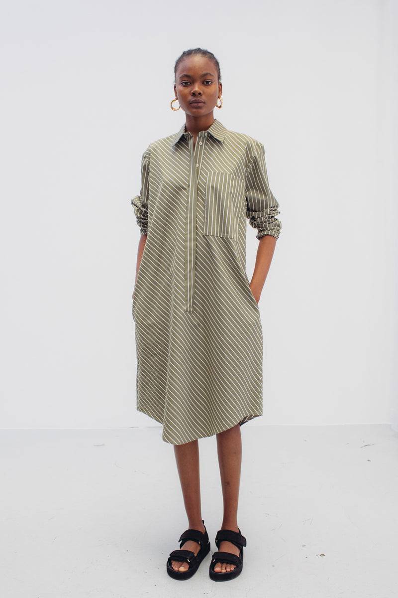 Mykke Hofmann Bio-Baumwoll-Popeline-Kleid Keila in Salbei-grün Bis zu 50% Rabatt