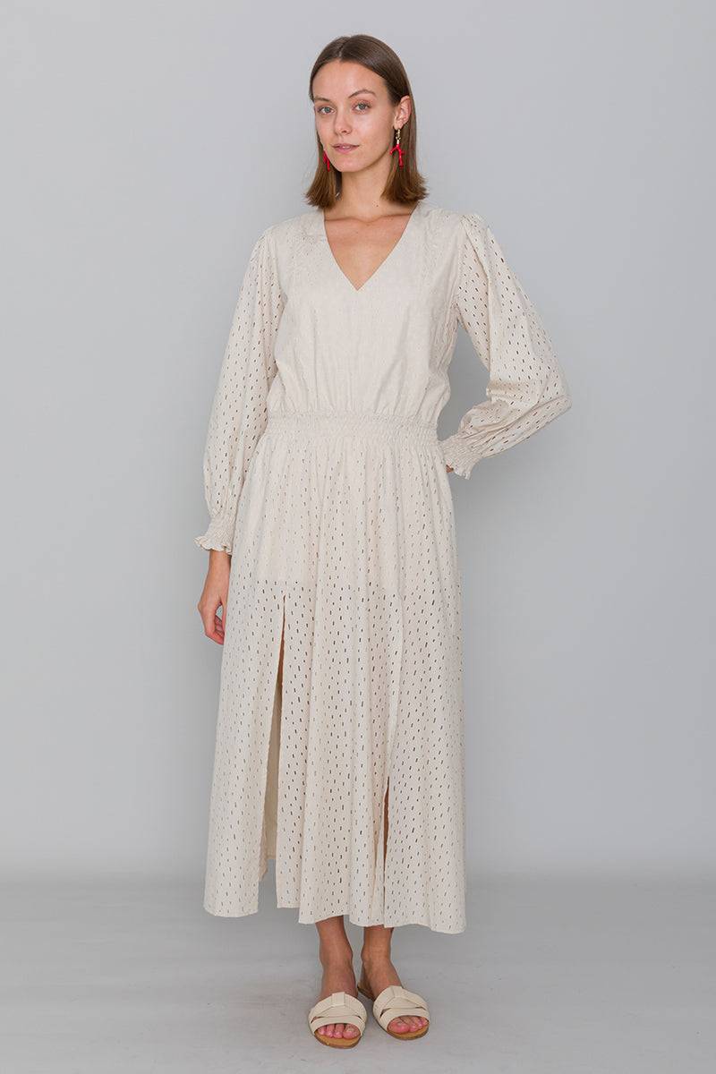 Mykke Hofmann Spitzenkleid Korva aus Bio-Baumwolle Osterangebot