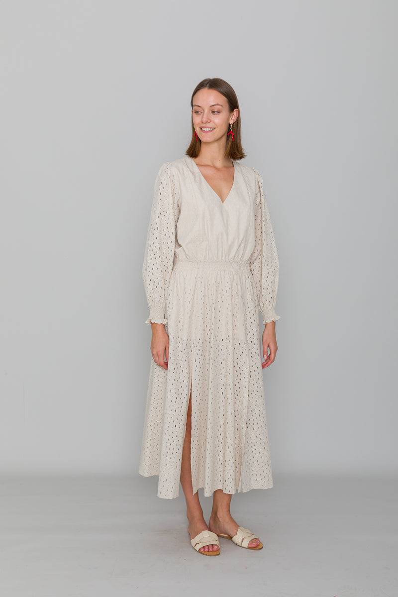 Mykke Hofmann Spitzenkleid Korva aus Bio-Baumwolle Osterangebot