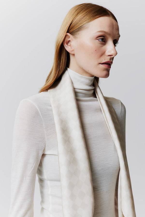 Prinz Berlin Seidentuch Illusion 90 Off-White Sonderangebot der Fabrik