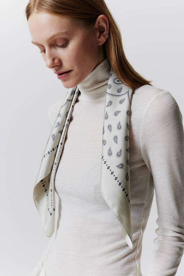 Prinz Berlin Seidentuch Paisley 70 Off-White Meist gekauft