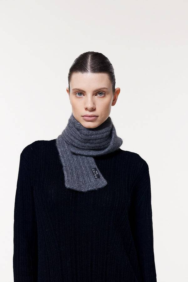 Prinz Berlin Kaschmir Kurzschal Hand Knit Grau Muttertagsangebot