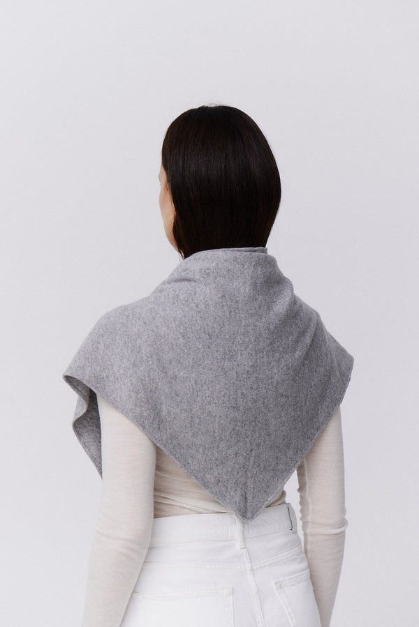Prinz Berlin Kaschmir Triangle Fine Knit Hellgrau Discount Store für neue Produkte