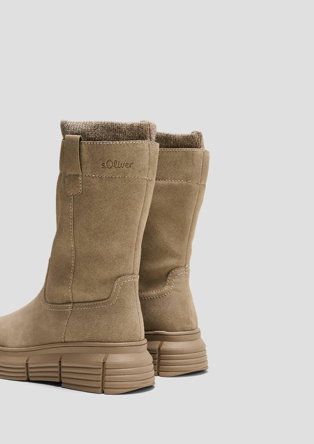S.Oliver Stiefel in Veloursleder-Optik 2025