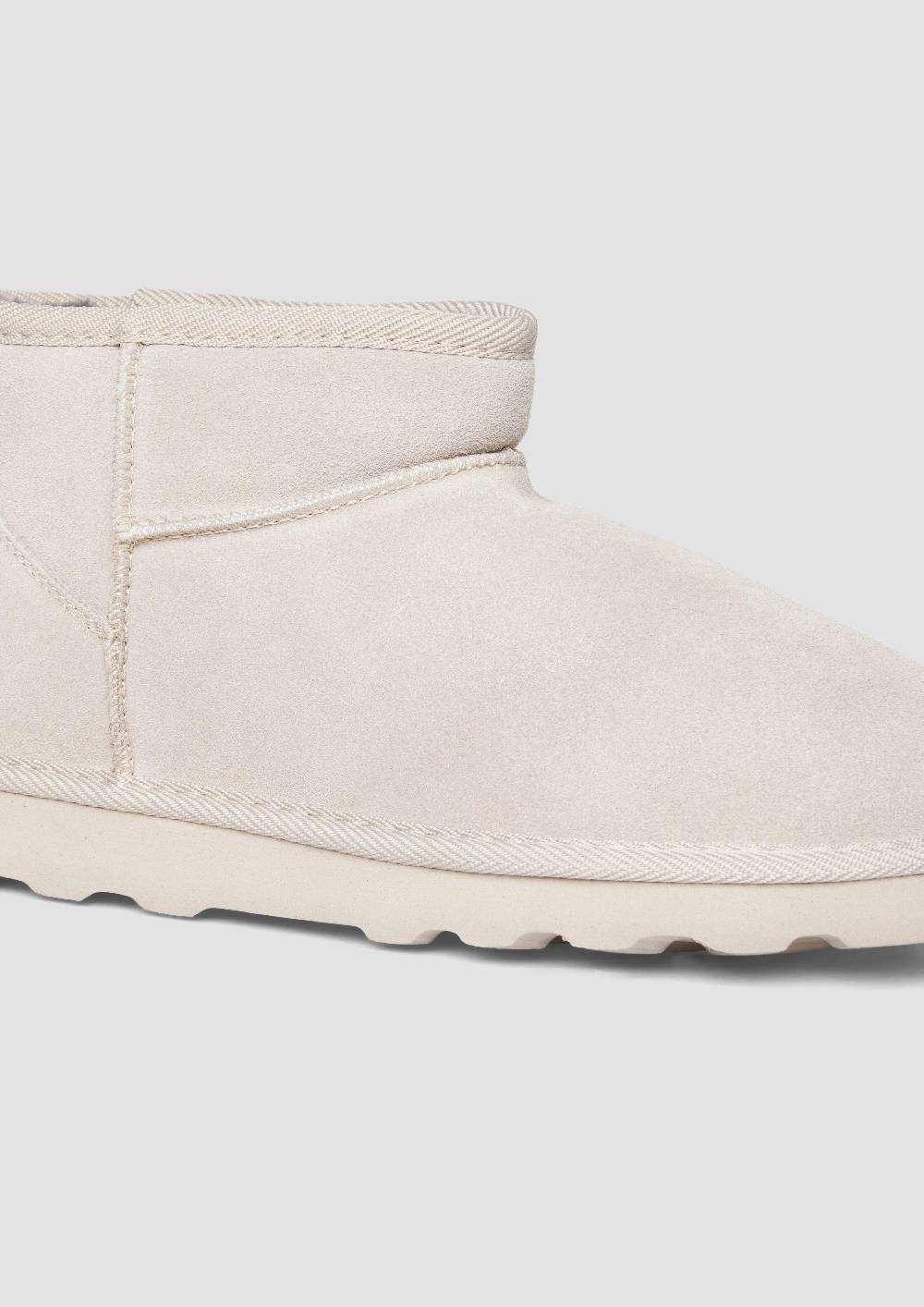 S.Oliver Flache Stiefel aus Leder Auslauf