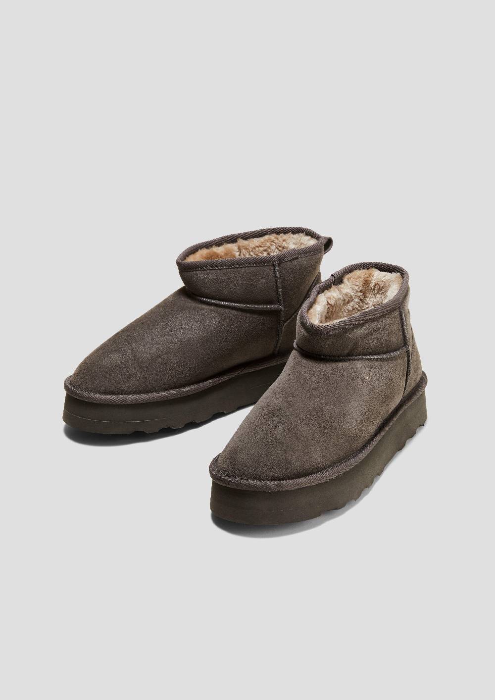 S.Oliver Stiefel mit Teddyplüsch-Futter im Angebot