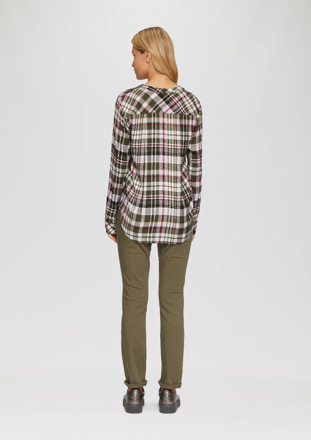 S.Oliver Karierte Bluse aus Viskosemix und Krempel-Detail Online Outlet