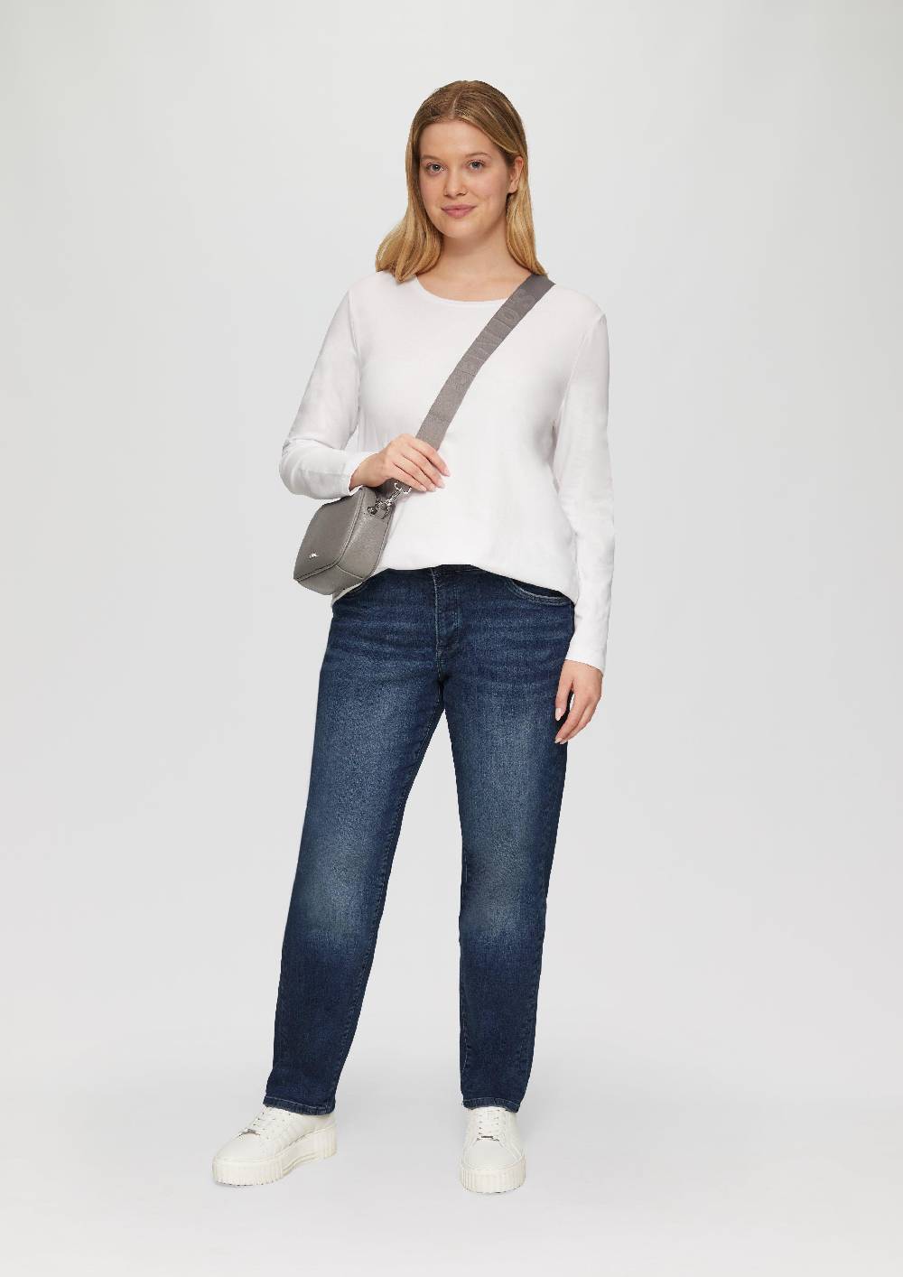 S.Oliver Jeans / Curvy Fit / Mid Rise / Semi Wide Leg Große Rabatte
