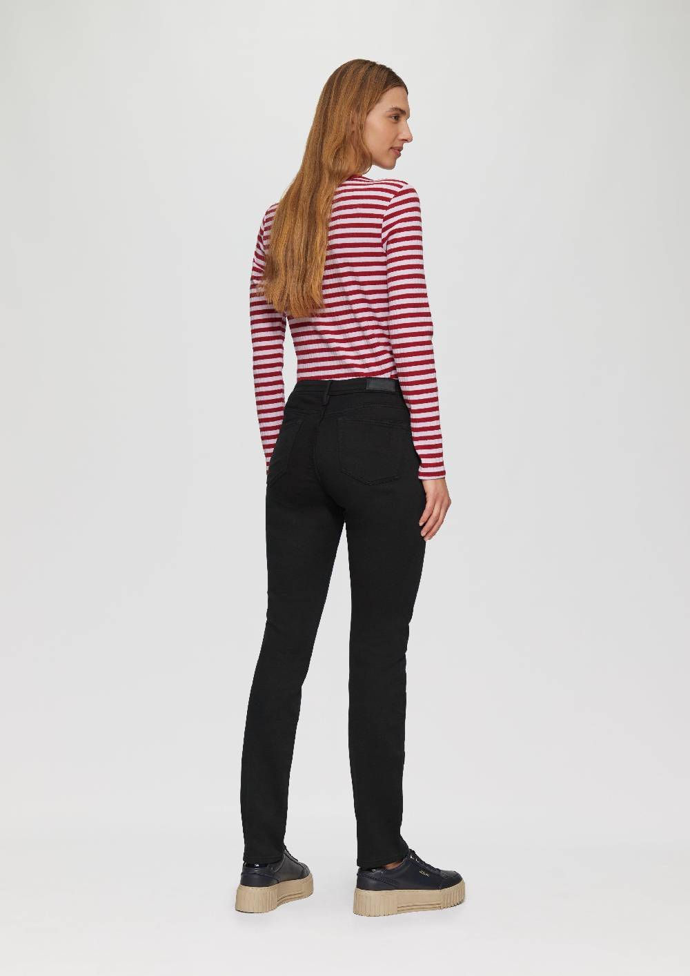 S.Oliver Jeans Betsy / Slim Fit / Mid Rise / Slim Leg Nur noch ein Tag übrig