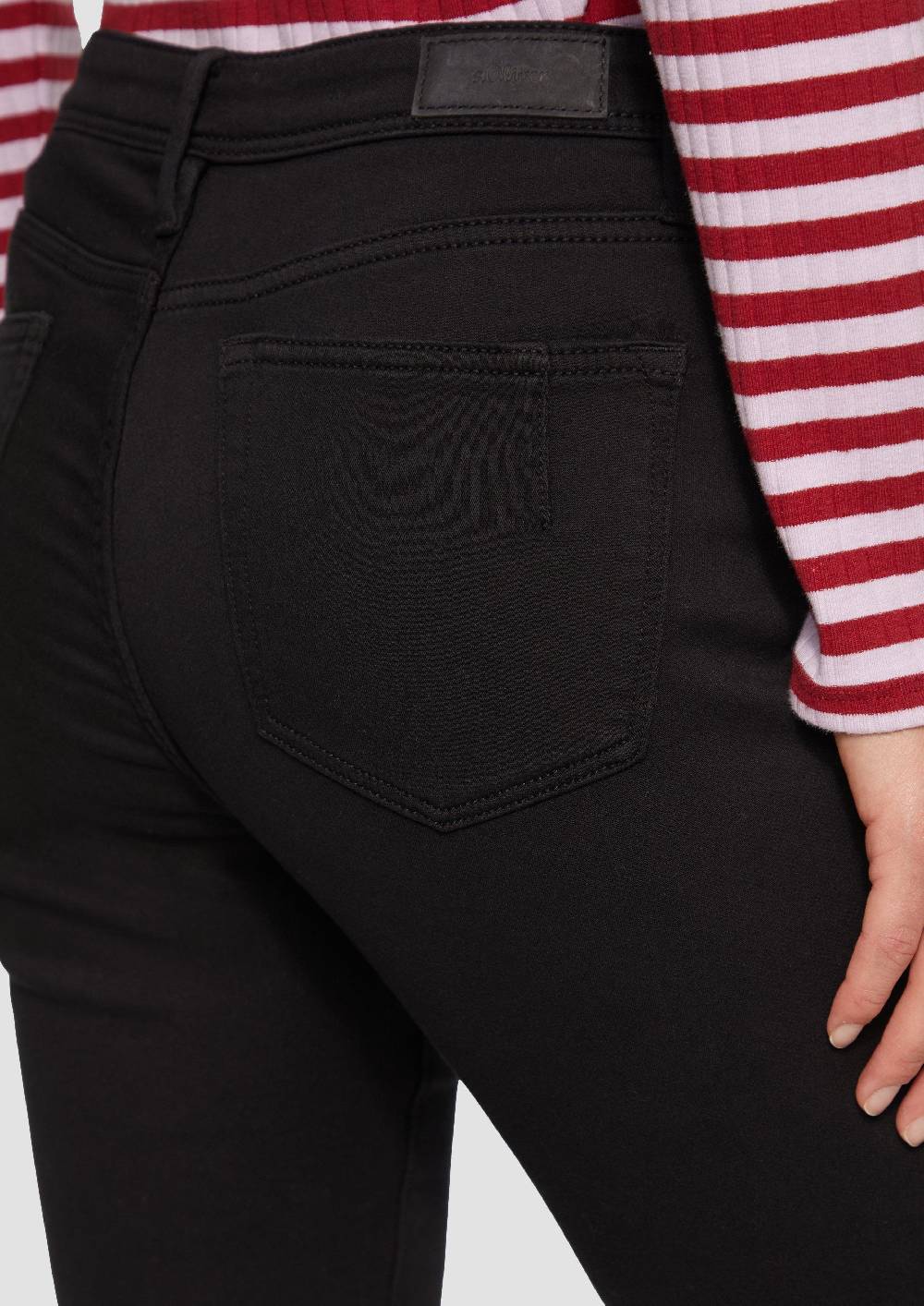 S.Oliver Jeans Betsy / Slim Fit / Mid Rise / Slim Leg Nur noch ein Tag übrig