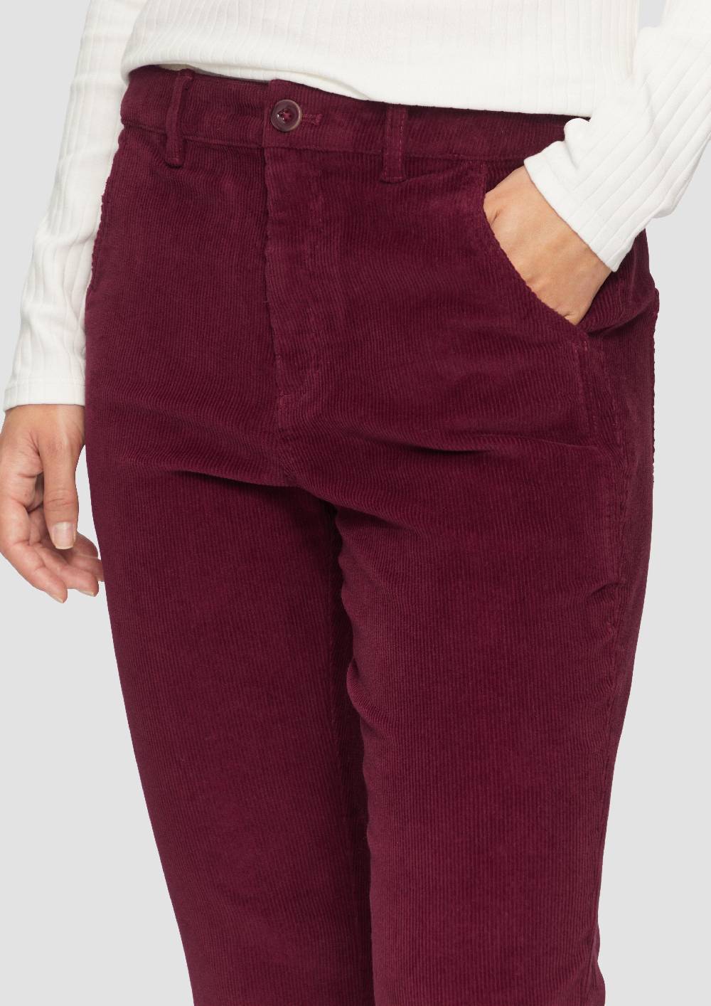 S.Oliver Schmal geschnittene Cordhose Lagerräumung