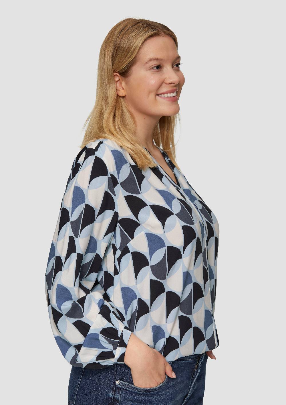 S.Oliver Viskose-Bluse mit Raffdetails und All-over-Print Riesige Ersparnisse