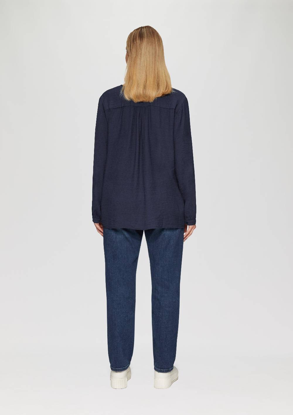 S.Oliver Strukturierte Bluse aus Viskosemix mit Smok Detail Bis zu 50% Rabatt