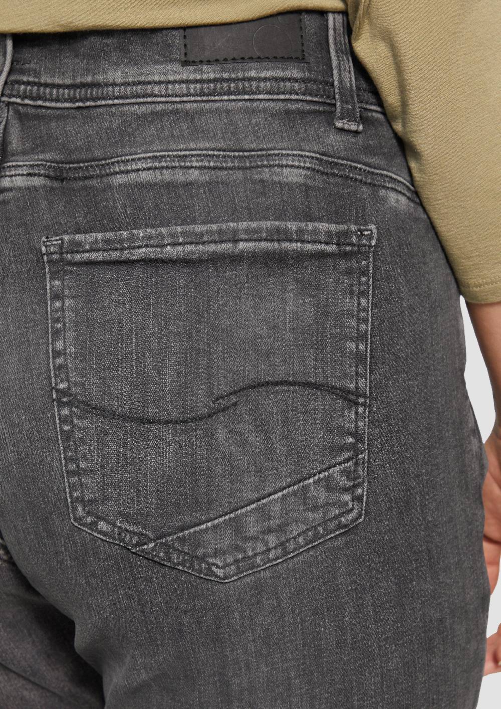 S.Oliver Jeans / Slim Fit / Mid Rise / Bootcut Leg Sonderangebot der Fabrik