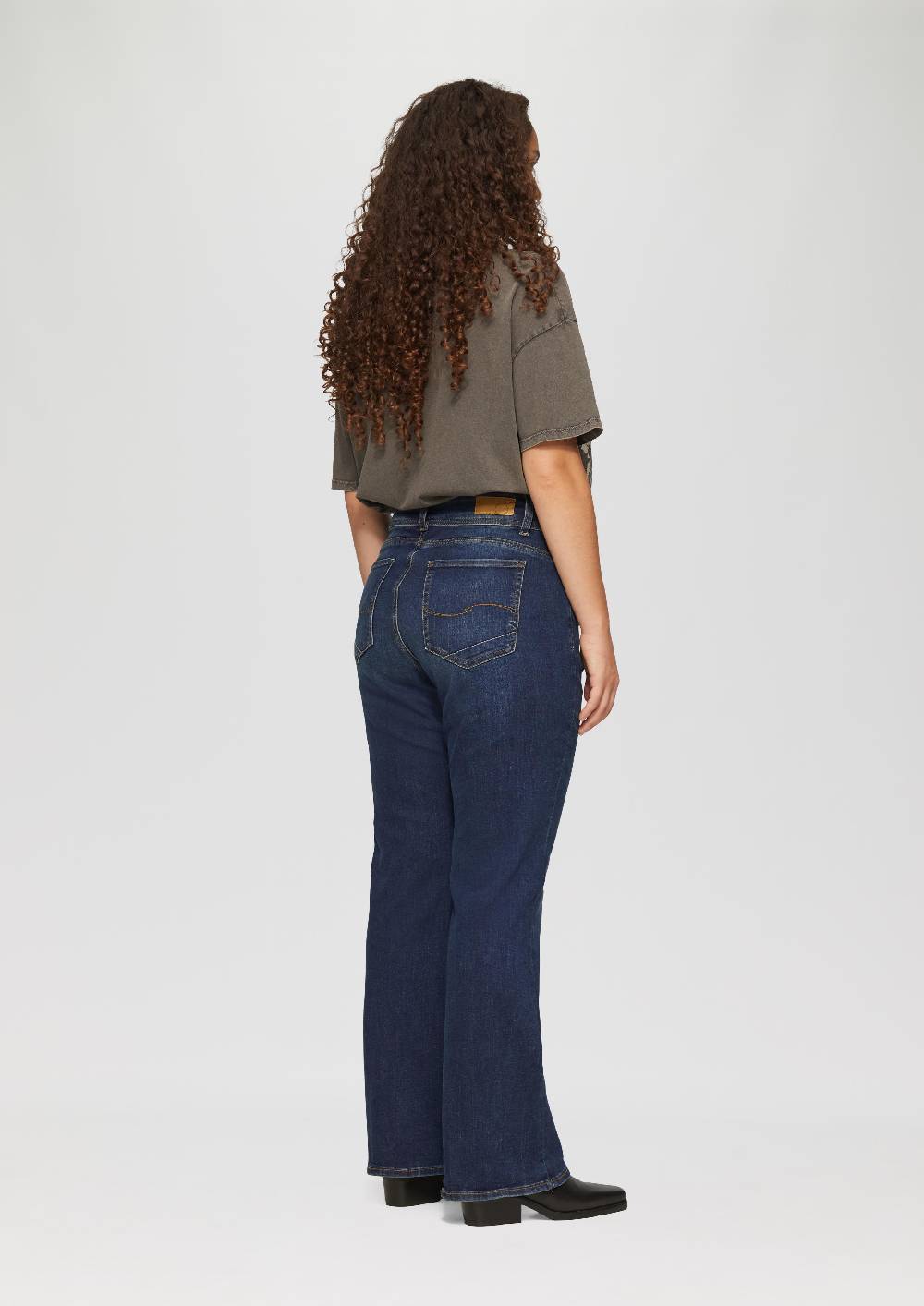 S.Oliver Jeans / Slim Fit / Mid Rise / Bootcut Leg Vierteljährliche Förderung