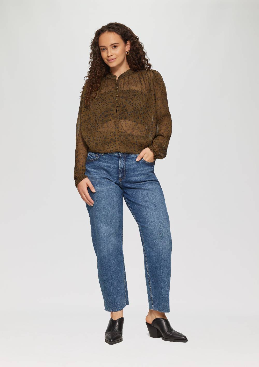 S.Oliver Leicht transparente Chiffonbluse mit Puffärmeln Nur noch ein Tag übrig