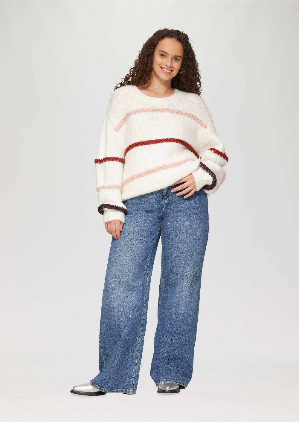 S.Oliver Flauschiger Pullover mit überschnittenen Schultern Cyber Monday