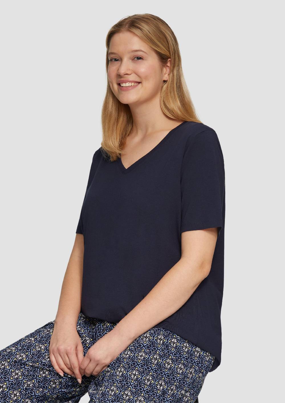S.Oliver T-Shirt mit V-Ausschnitt Online Outlet