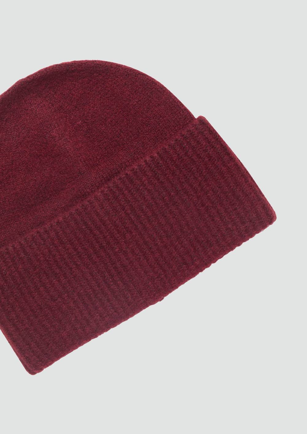 S.Oliver Beanie aus Rippstrick Letzter Tag