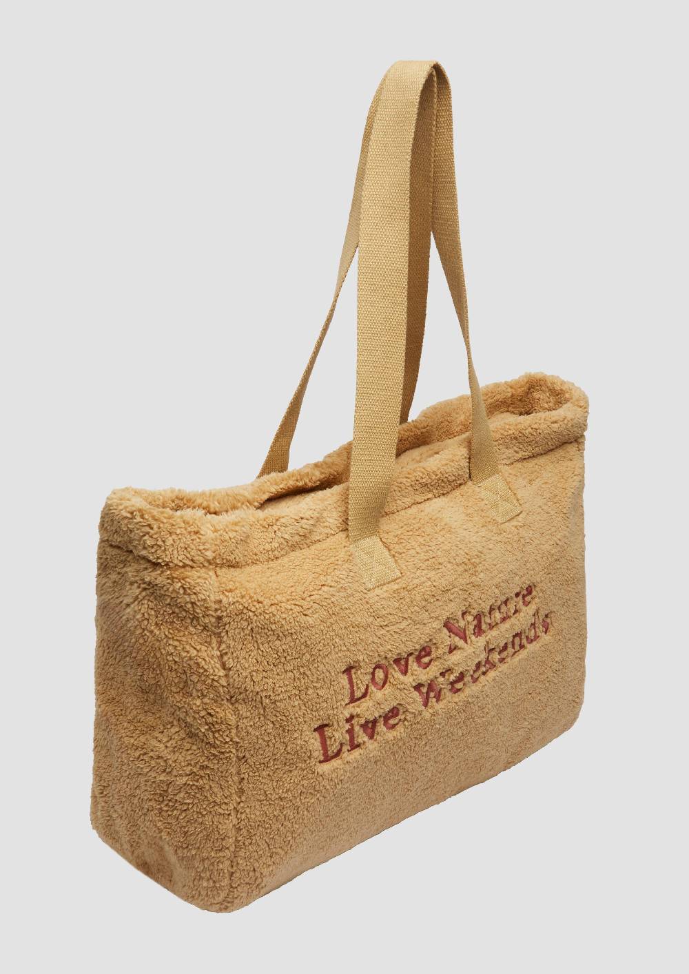 S.Oliver Shopper aus Teddyplüsch mit Stickerei 2025