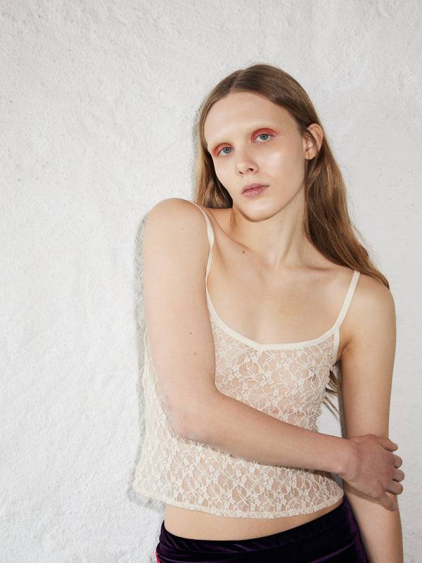 Simone Wild Lace Slip Top Vatertagsangebot