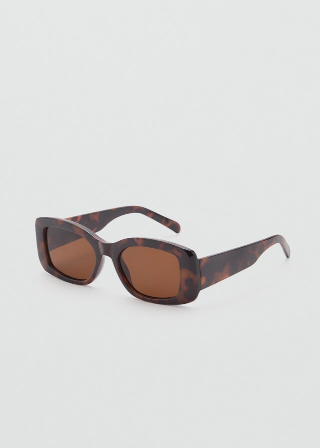 Mango Sonnenbrille mit viereckiger Brillenfassung Lagerräumung